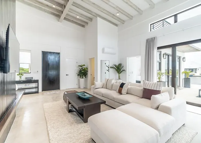 Villa Seabreeze And Mistico Club Boat Shuttle *